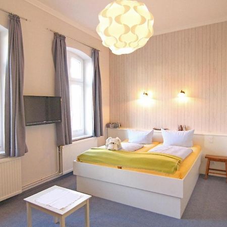 Kapitaenshaus-Lassen-Zimmer-Amistad Westerland Exterior foto